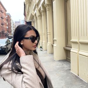 Meet your Posher, Sofia